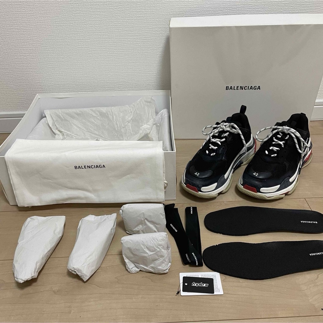 Balenciaga(バレンシアガ)のBALENCIAGA triple s BLACK/RED メンズの靴/シューズ(スニーカー)の商品写真