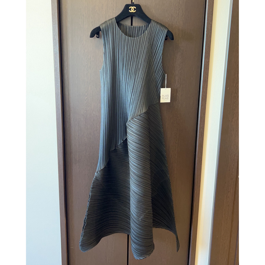 PLEATS PLEASE ISSEY MIYAKE - レア❣️プリーツプリーズ CALLA
