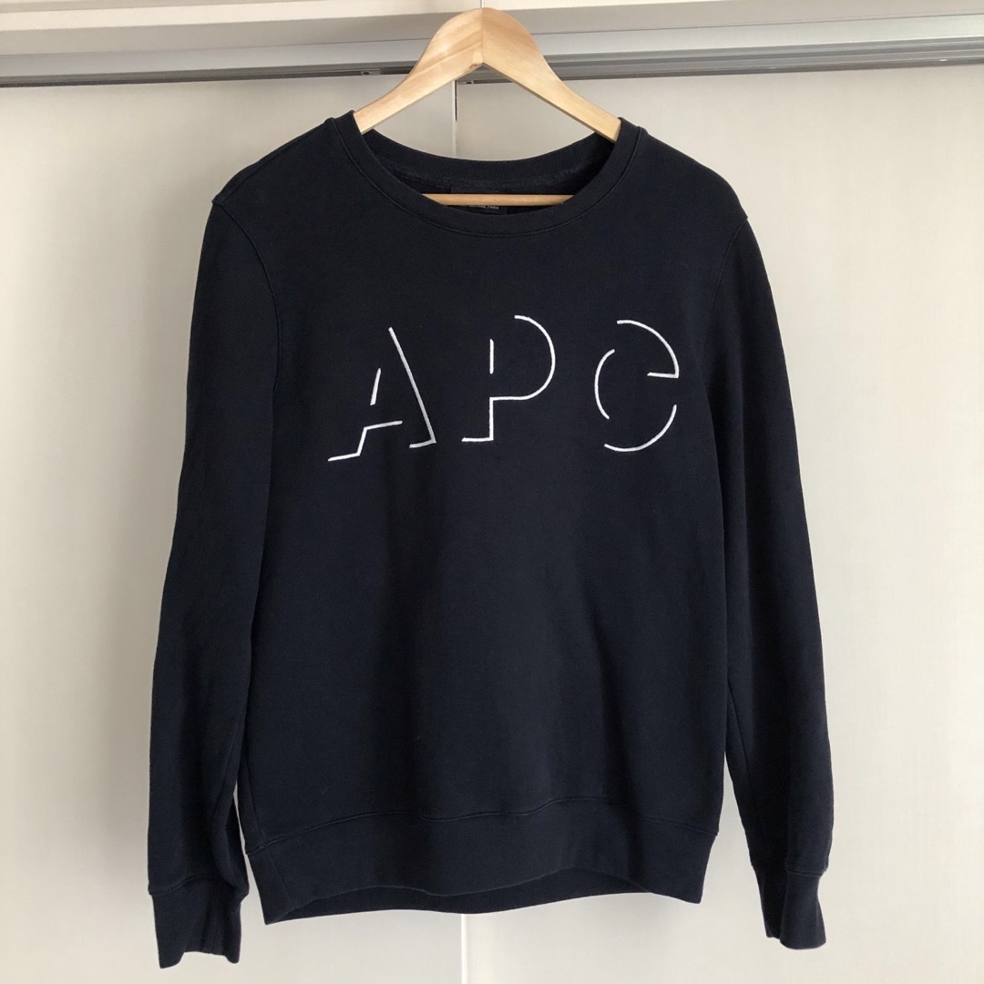 【APC/アーペーセー】ロゴ入りスウェット　ネイビー | フリマアプリ ラクマ