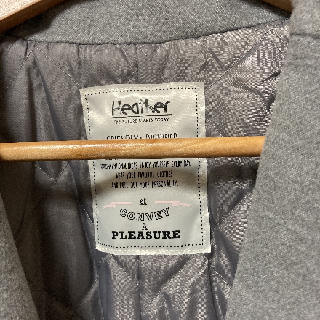 heather(ヘザー)のHeather(ヘザー)  チェスターコート グレー  Sサイズ レディースのジャケット/アウター(チェスターコート)の商品写真