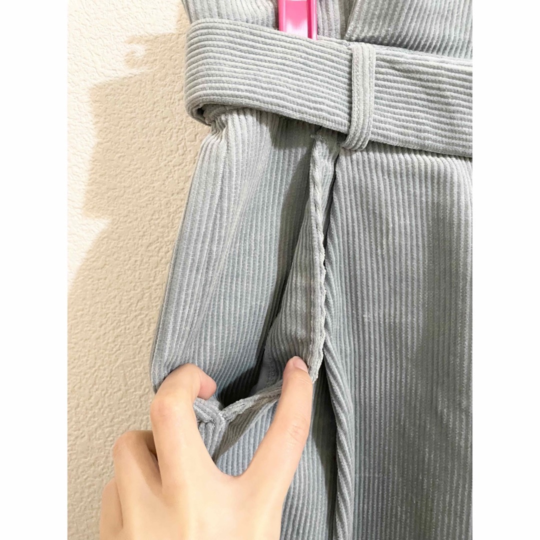 ViS(ヴィス)のベルト付きコーデュロイスカート レディースのスカート(ロングスカート)の商品写真