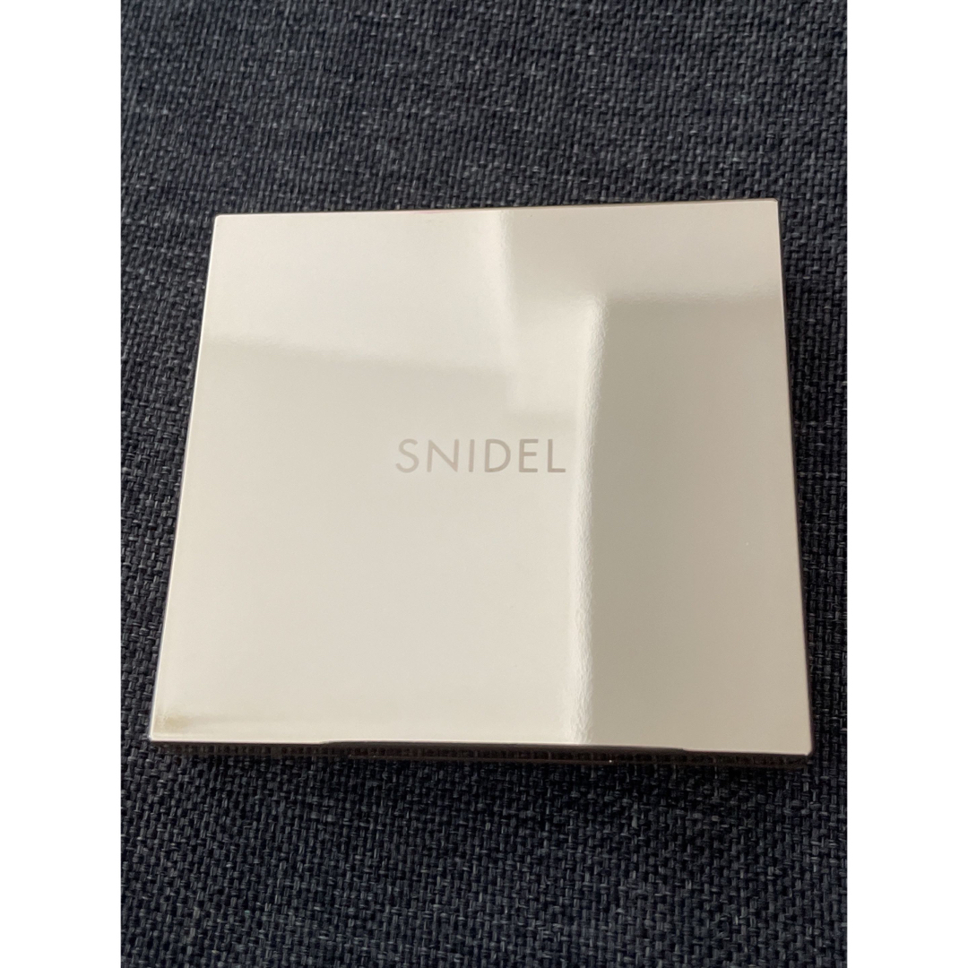 SNIDEL(スナイデル)のSNIDEL✨テイラードカラーアイズ コスメ/美容のベースメイク/化粧品(アイシャドウ)の商品写真