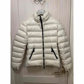 モンクレール(MONCLER)のモンクレール　ホワイトショートダウン　レディースサイズ00(ダウンコート)