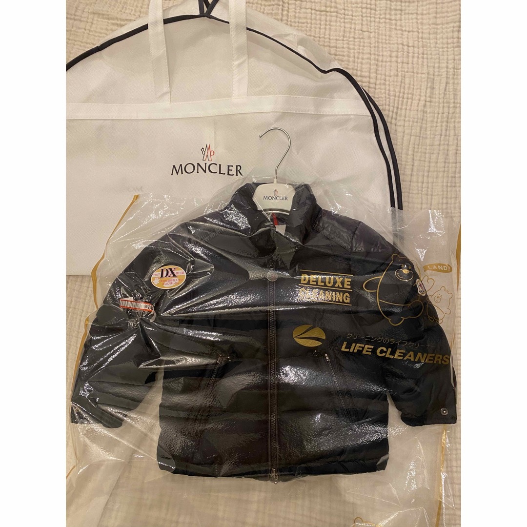 MONCLER ☆ キッズ　ダウンジャケット　2歳