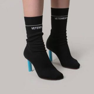 ヴェトモン(VETEMENTS)のVETEMENTS ライターソックスブーツ(ブーツ)