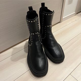 ザラ(ZARA)のZARA チャンキーブーツ(ブーツ)