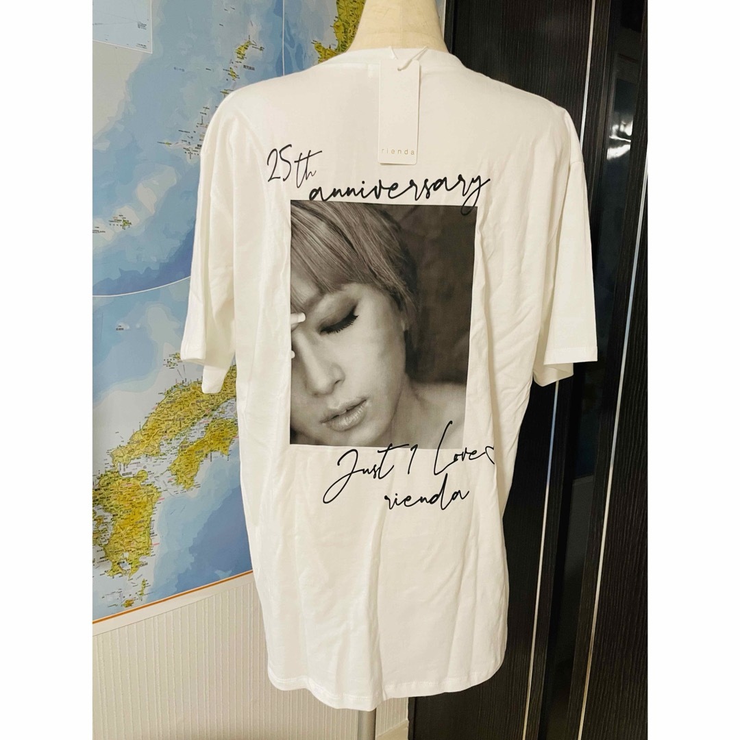 rienda(リエンダ)のayumi hamasaki Line Stone Tシャツ rienda 新品 エンタメ/ホビーのタレントグッズ(ミュージシャン)の商品写真