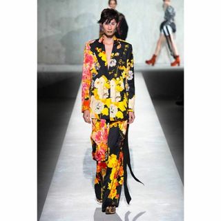 ドリスヴァンノッテン(DRIES VAN NOTEN)の美品 ドリスヴァンノッテン 20SS ワンピース 花柄 ギャザー ラクロワ 36(ロングワンピース/マキシワンピース)