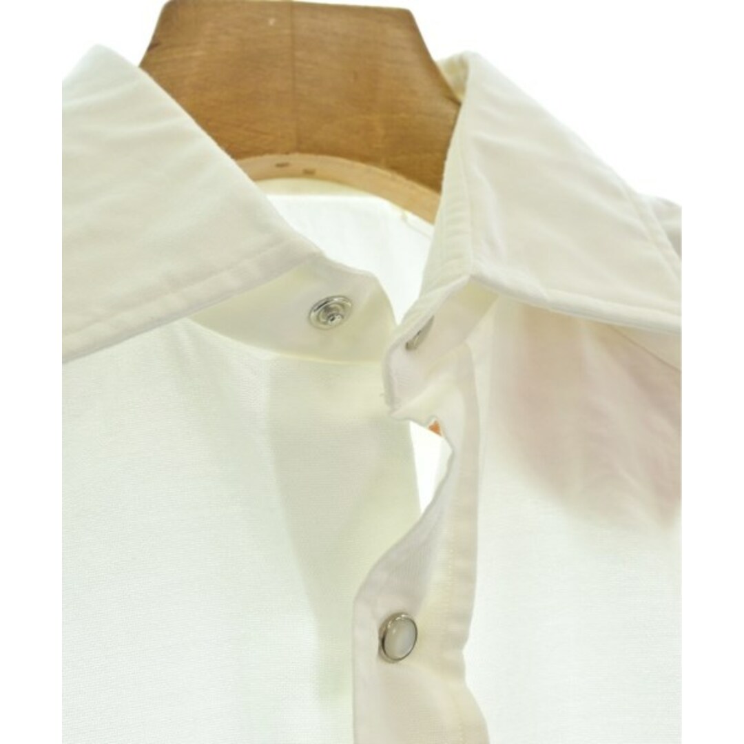 Salvatore Piccolo(サルヴァトーレピッコロ)のSalvatore Piccolo カジュアルシャツ 38(S位) 白 【古着】【中古】 メンズのトップス(シャツ)の商品写真