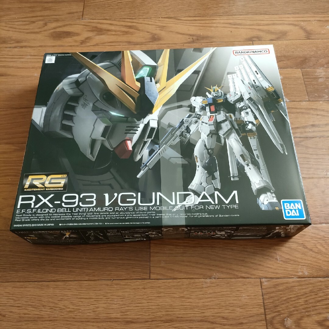 BANDAI(バンダイ)のRG 1/144 νガンダム 新品未開封 エンタメ/ホビーのおもちゃ/ぬいぐるみ(模型/プラモデル)の商品写真