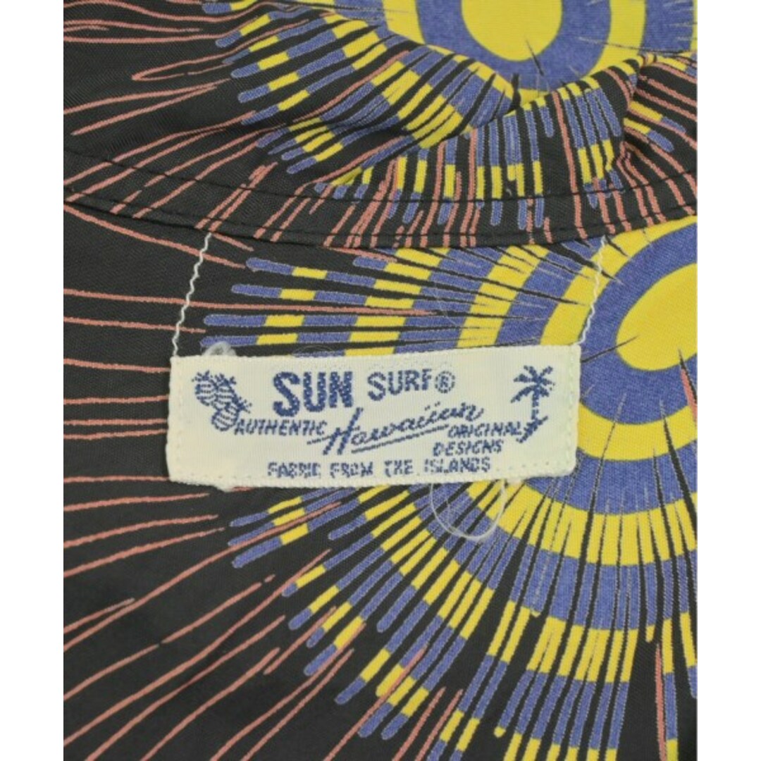 Sun Surf(サンサーフ)のSUN SURF サン　サーフ カジュアルシャツ M 黒x茶x黄等(総柄) 【古着】【中古】 メンズのトップス(シャツ)の商品写真