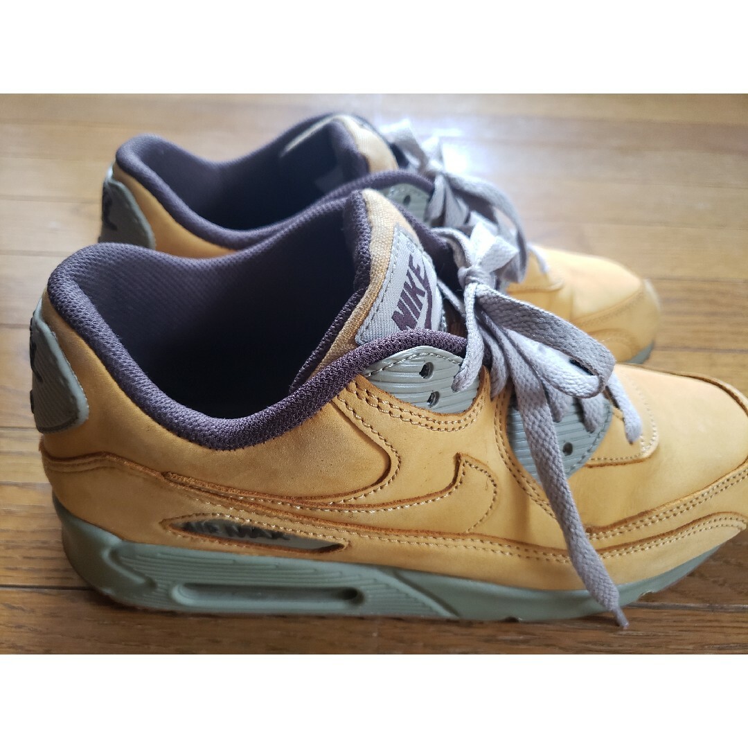 NIKE(ナイキ)のNIKE AIR MAX 90 PRM WNTR メンズの靴/シューズ(スニーカー)の商品写真