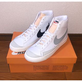 ナイキ(NIKE)の28.5cm 新品 NIKE BLAZER MID '77 VNTG 白 灰 黒(スニーカー)