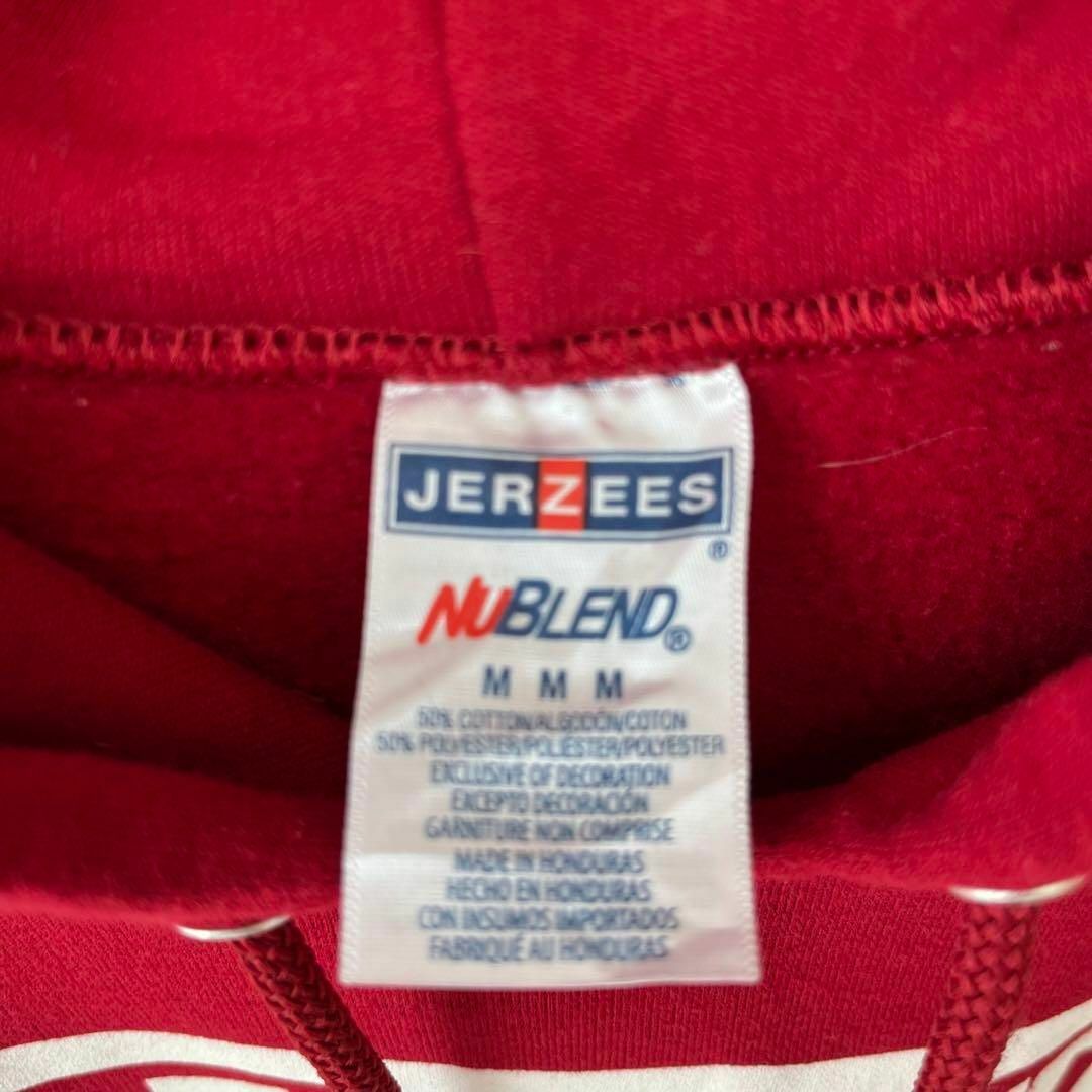 JERZEES(ジャージーズ)のアメリカ古着JERZEES カレッジプリントスエットパーカー　S 赤ユニセックス メンズのトップス(パーカー)の商品写真