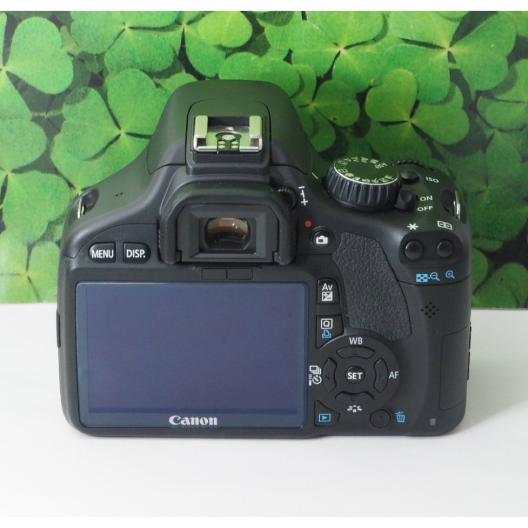 Canon(キヤノン)の【美品】望遠レンズに変更⭐️一眼の入門機 キャノンKissX4標準レンズセット スマホ/家電/カメラのカメラ(デジタル一眼)の商品写真