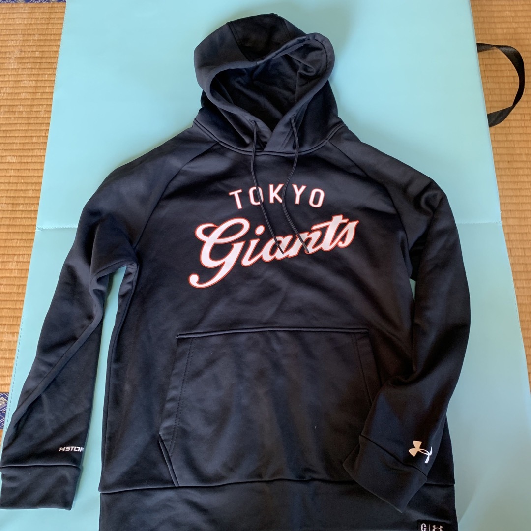UNDER ARMOUR - アンダーアーマー パーカー ジャイアンツの通販 UNDER ARMOUR - アンダーアーマー パーカー ジャイアンツの通販