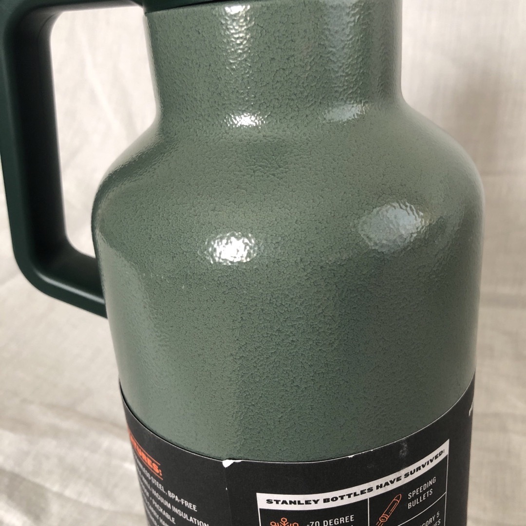新品 スタンレー STANLEY 真空グロウラー 1.9L グリーン 新品 スタンレー STANLEY 真空グロウラー 1.9L グリーン