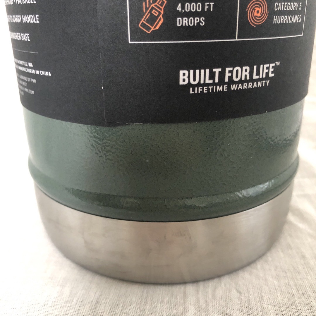新品 スタンレー STANLEY 真空グロウラー 1.9L グリーン 新品 スタンレー STANLEY 真空グロウラー 1.9L グリーン