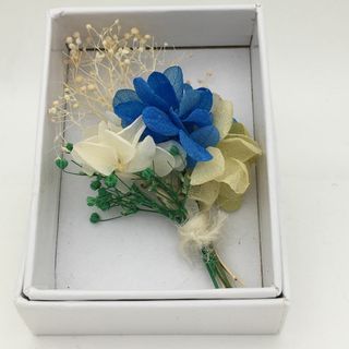 プリザーブドフラワー ブーケ 花束 ボックス アジサイ かすみ草 ギフト(プリザーブドフラワー)