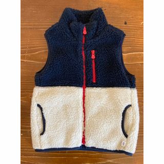 ベビーギャップ(babyGAP)のGAP ボアベスト　子供用(ジャケット/上着)