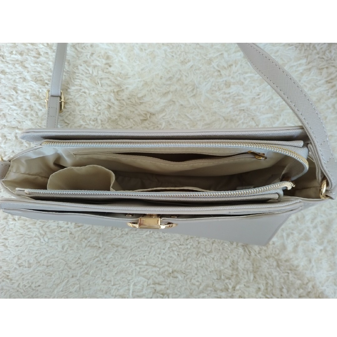 【新品未使用品】ショルダーバッグ レディースのバッグ(ショルダーバッグ)の商品写真