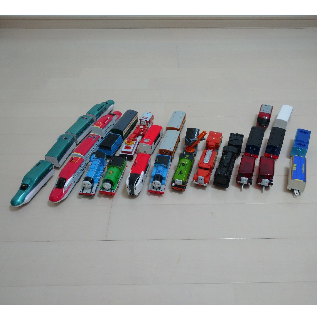 プラレール 車両 TAKARA TOMY キッズ/ベビー/マタニティのおもちゃ(電車のおもちゃ/車)の商品写真