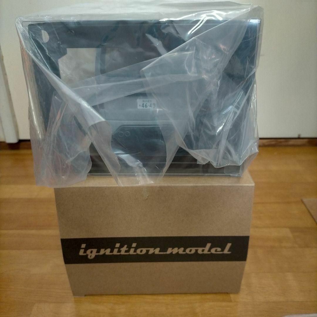 ignition model IG3120 1/18 ハイエース グレー