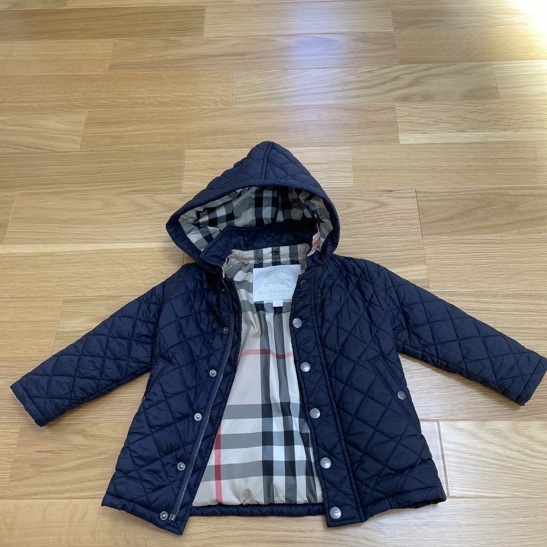 BURBERRY(バーバリー)のバーバリー　ジャンパー　ブルゾン　キルティング キッズ/ベビー/マタニティのキッズ服男の子用(90cm~)(ジャケット/上着)の商品写真