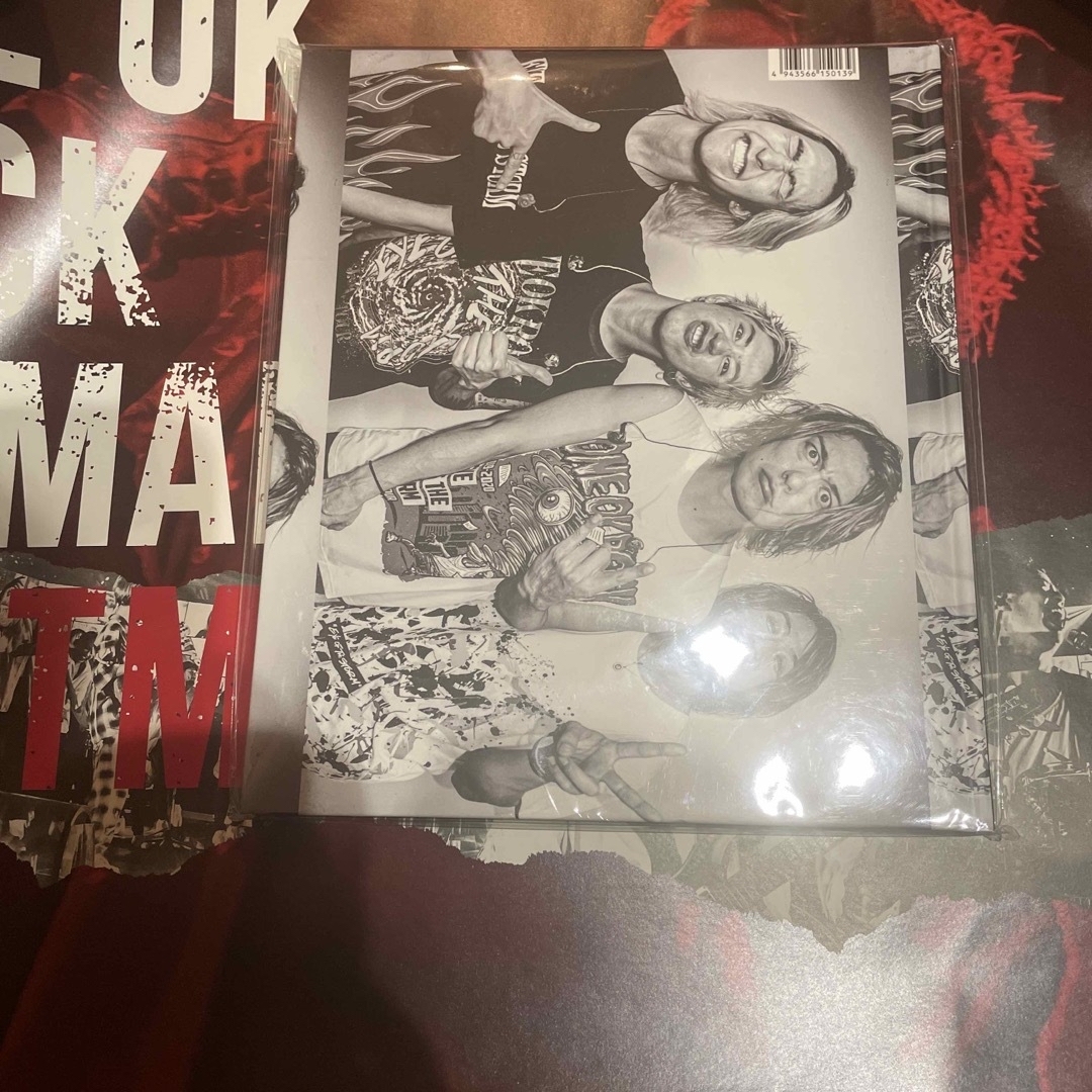 ONE OK ROCK(ワンオクロック)のブックレット　ワンオク　プライマルフットマーク　ONEOKROOK #9 エンタメ/ホビーのタレントグッズ(ミュージシャン)の商品写真