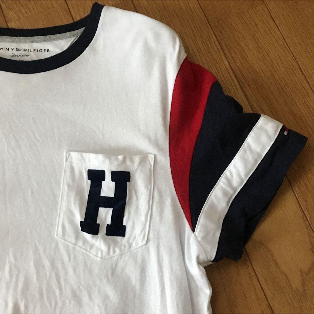 TOMMY HILFIGER(トミーヒルフィガー)のTommy HILFIGER サイズS レディースのトップス(Tシャツ(半袖/袖なし))の商品写真