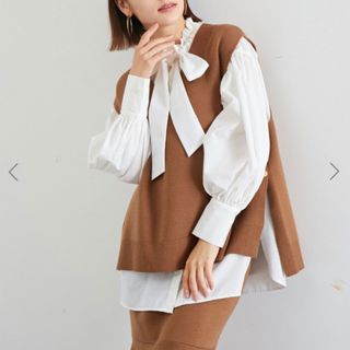 ティアラ トップスの通販 1,000点以上 | tiaraのレディースを買うなら