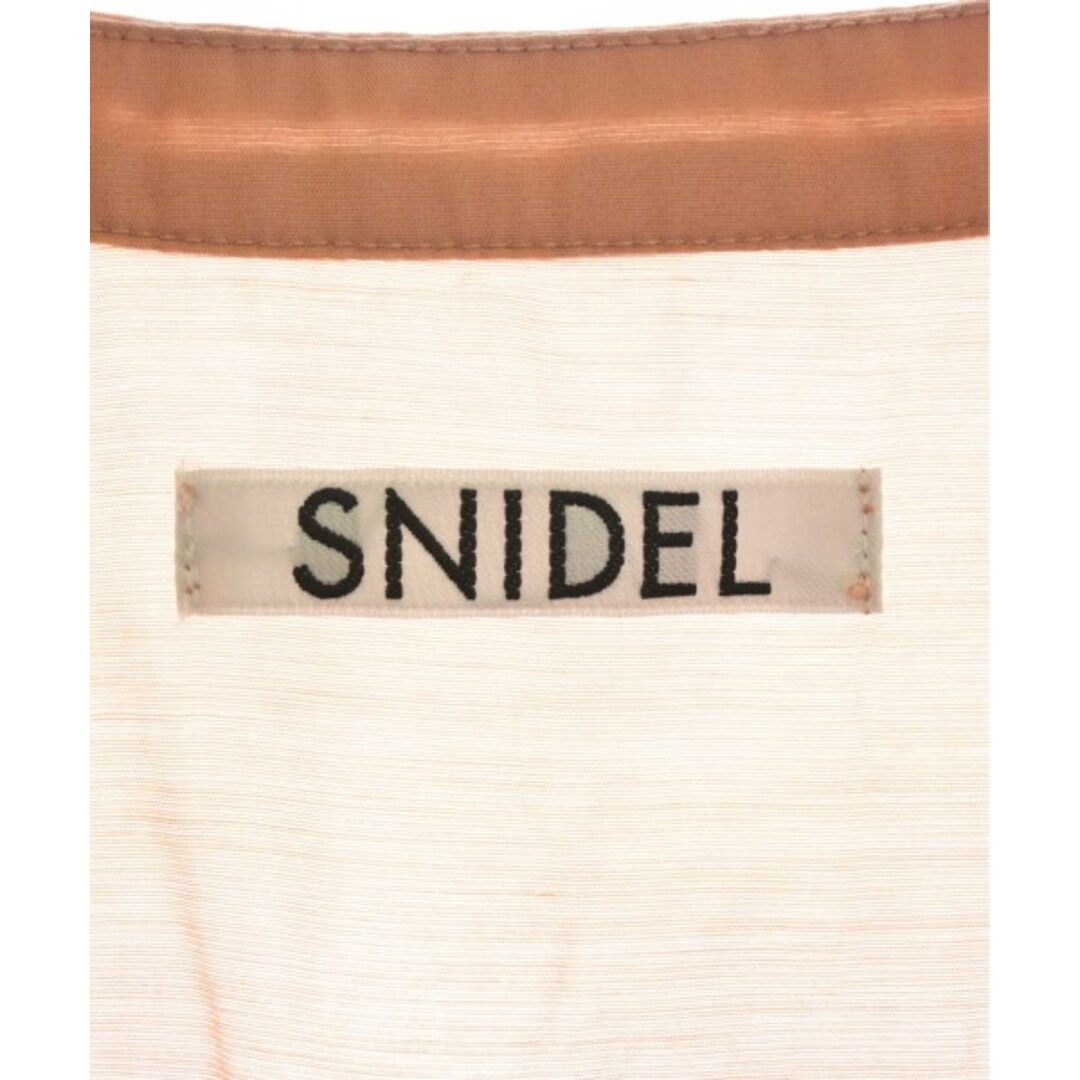 SNIDEL(スナイデル)のSNIDEL スナイデル ブラウス 0(S位) ピンクベージュ 【古着】【中古】 レディースのトップス(シャツ/ブラウス(長袖/七分))の商品写真