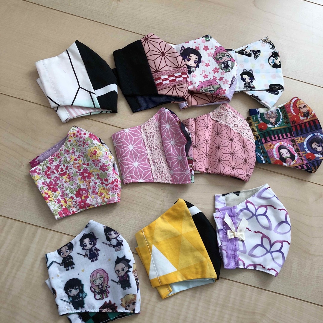 ハンドメイド♡インナーマスク♡鬼滅♡小学校サイズ♡11枚セット ハンドメイドのキッズ/ベビー(外出用品)の商品写真