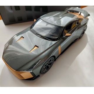 ニッサン(日産)のミニカー　日産 GT-R 50 by イタルデザイン (グレー)　モデルカー(ミニカー)