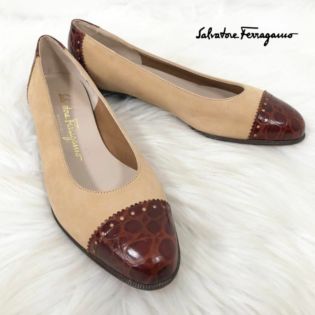 Salvatore Ferragamo スエード レザー パンプス