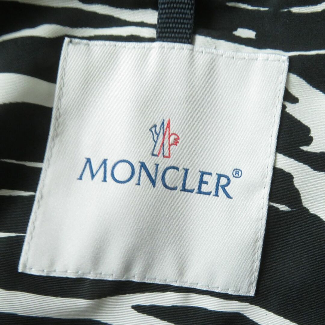 MONCLER - 美品☆正規品 MONCLER モンクレール PETRA ゼブラ柄デザイン