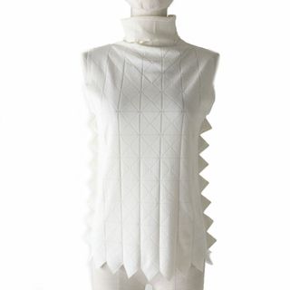 PLEATS PLEASE ISSEY MIYAKE - 【人気商品】トップスJK714の通販 by