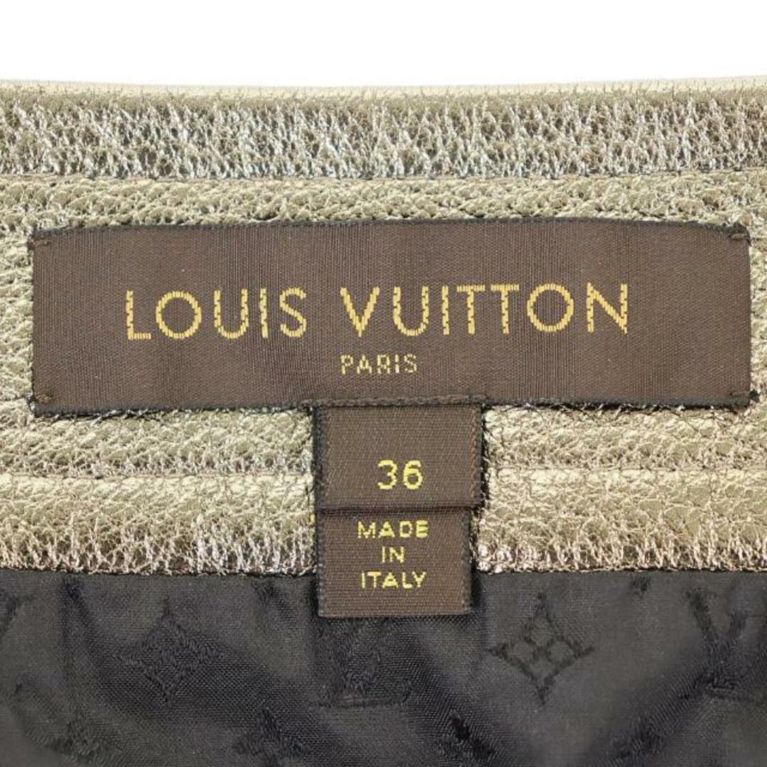 LOUIS VUITTON(ルイヴィトン)のルイヴィトン レザー ミニスカート サイズ36 中古 メタリック ゴールド系 LOUIS VUITTON 【中古】 | ファッション ボトムス カジュアル 服 アパレル ブランド Aランク レディースのスカート(ミニスカート)の商品写真