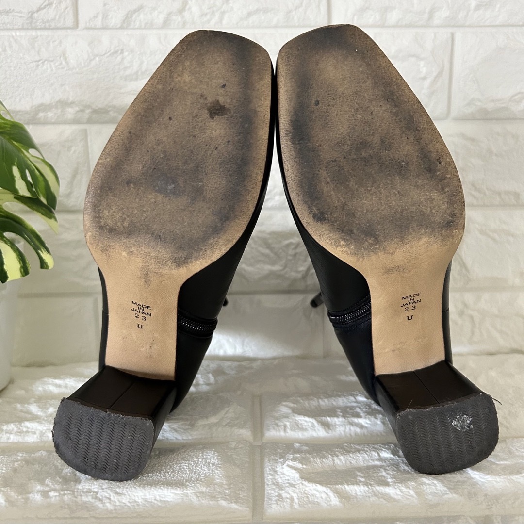 DIANA(ダイアナ)のDIANA  ダイアナ　ショートブーツ　本革　ブラック　23㎝ レディースの靴/シューズ(ブーツ)の商品写真