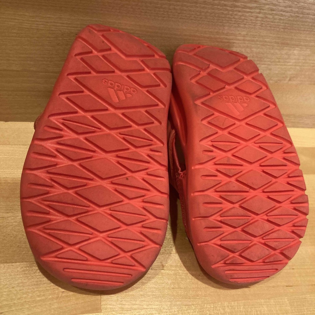 adidas(アディダス)のadidas サンダル　13cm アディダス キッズ/ベビー/マタニティのキッズ靴/シューズ(15cm~)(サンダル)の商品写真