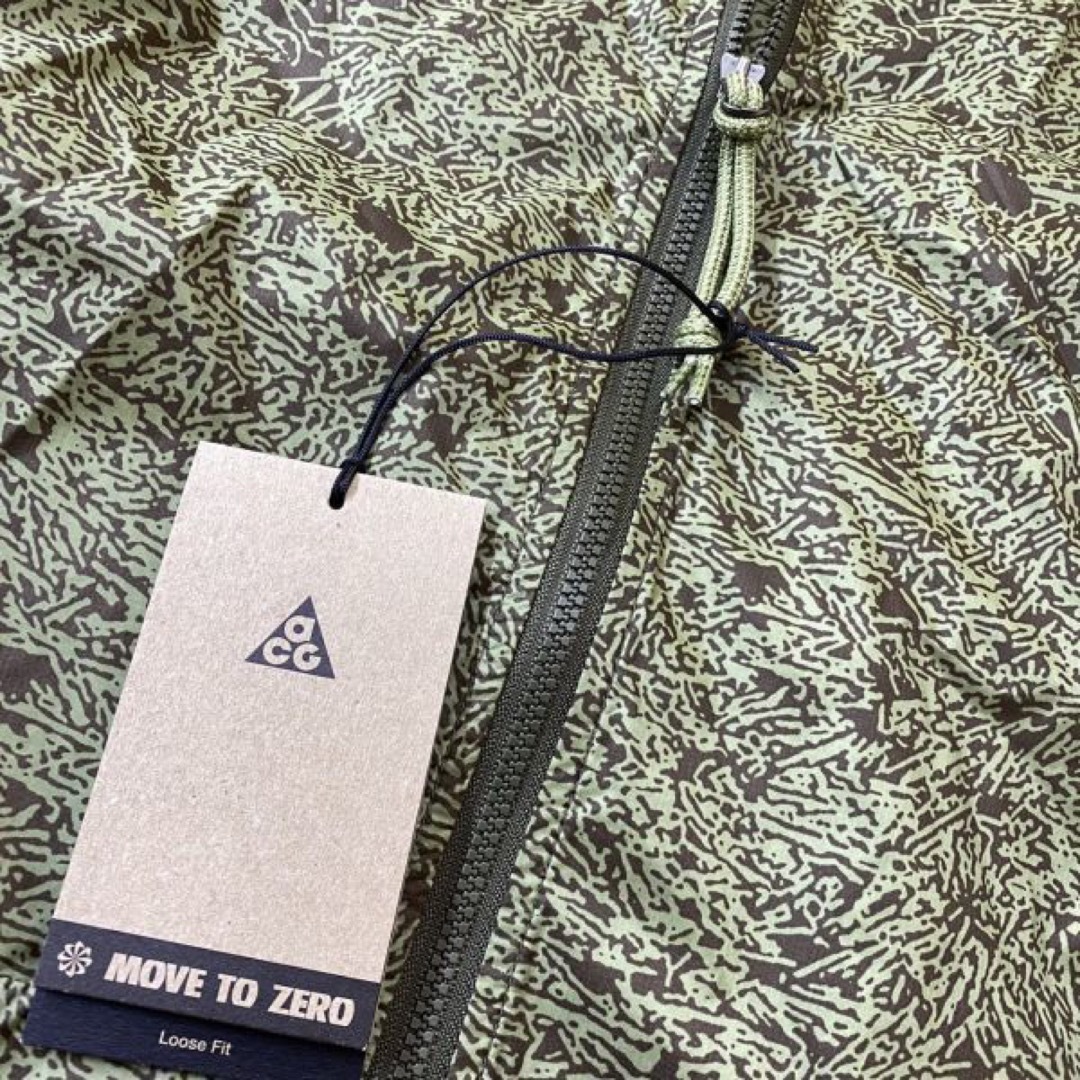 NIKE(ナイキ)のNIKE ACG CNDR CN HOODIE JACKET AOP Mサイズ メンズのジャケット/アウター(ナイロンジャケット)の商品写真