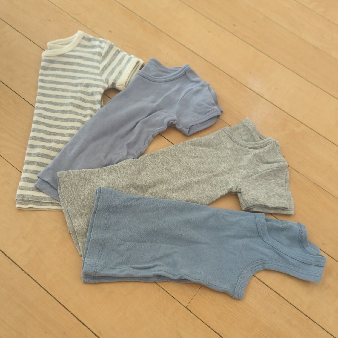 西松屋(ニシマツヤ)の男の子　シャツ　90　95　４点 キッズ/ベビー/マタニティのキッズ服男の子用(90cm~)(Tシャツ/カットソー)の商品写真