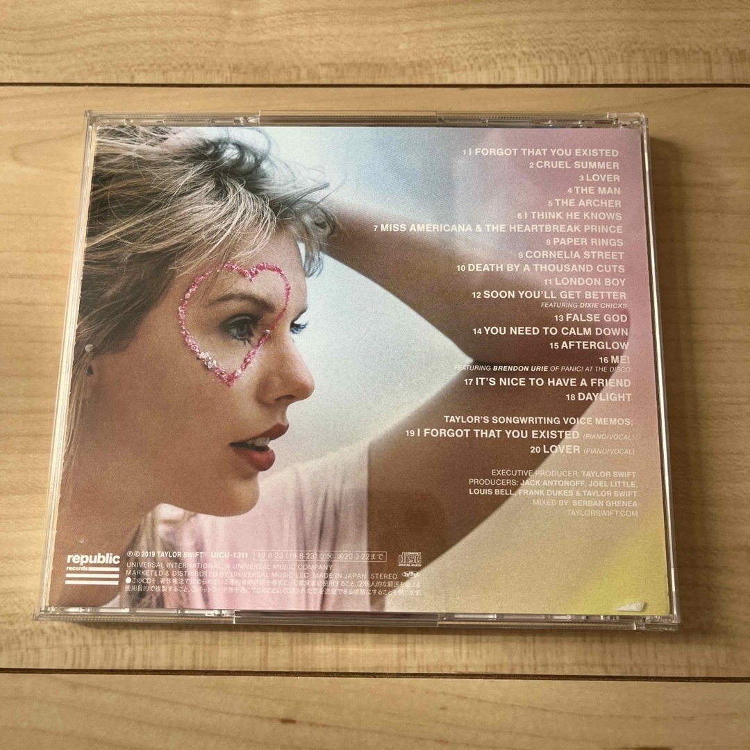 Taylor Swift「Lover」 エンタメ/ホビーのCD(ポップス/ロック(洋楽))の商品写真