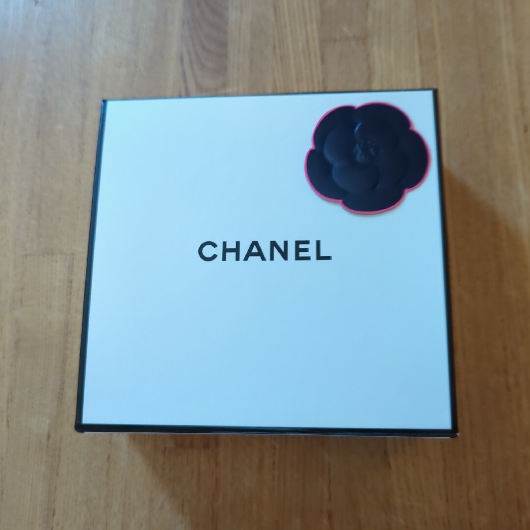 CHANEL(シャネル)のCHANEL香水 BOX インテリア/住まい/日用品のインテリア小物(小物入れ)の商品写真