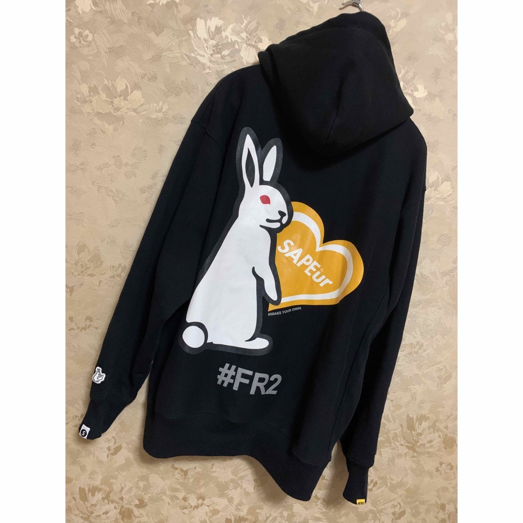 SAPEur×FR2コラボフーディー限定品