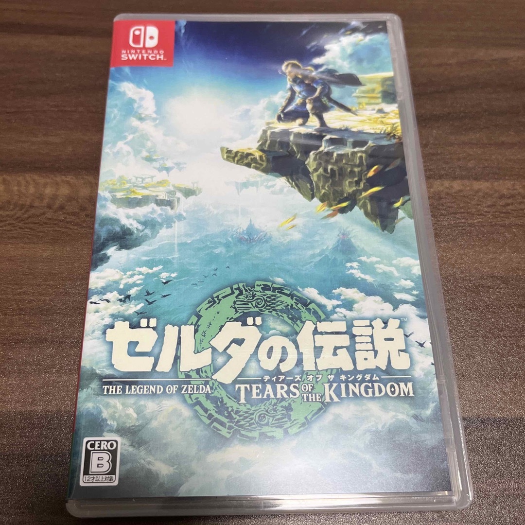 Switch ゼルダの伝説ティアーズ オブ ザ キングダム 他3点オマケ付き‼️