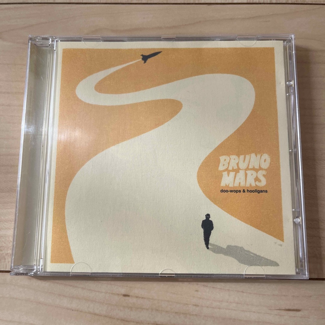 Bruno Mars cd Doo-Wops & Hooligans エンタメ/ホビーのCD(ポップス/ロック(洋楽))の商品写真