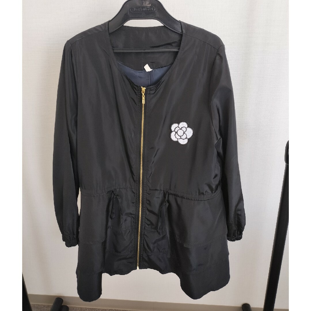 値下げ!フリル裾ライトコート　アウター レディースのジャケット/アウター(ナイロンジャケット)の商品写真