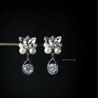 残り1点❤️シルバー》ジルコニア雫のパールbijouピアス(ピアス)