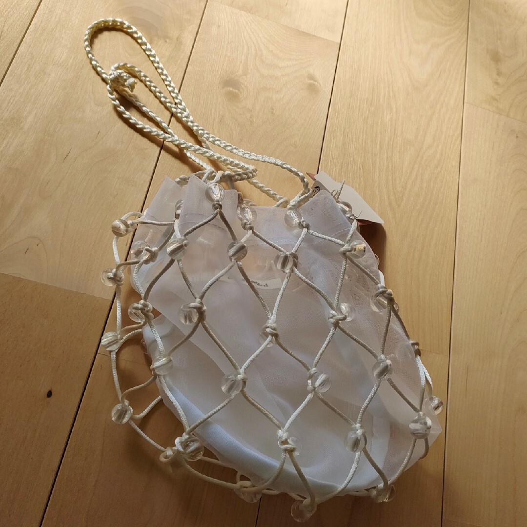 新品バッグ編み込みワンポイント レディースのバッグ(ハンドバッグ)の商品写真